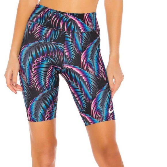 Nike Pants - Nike Women’s NK DF AOP HR Bike Short GCE in Black/multicolor, Size Small